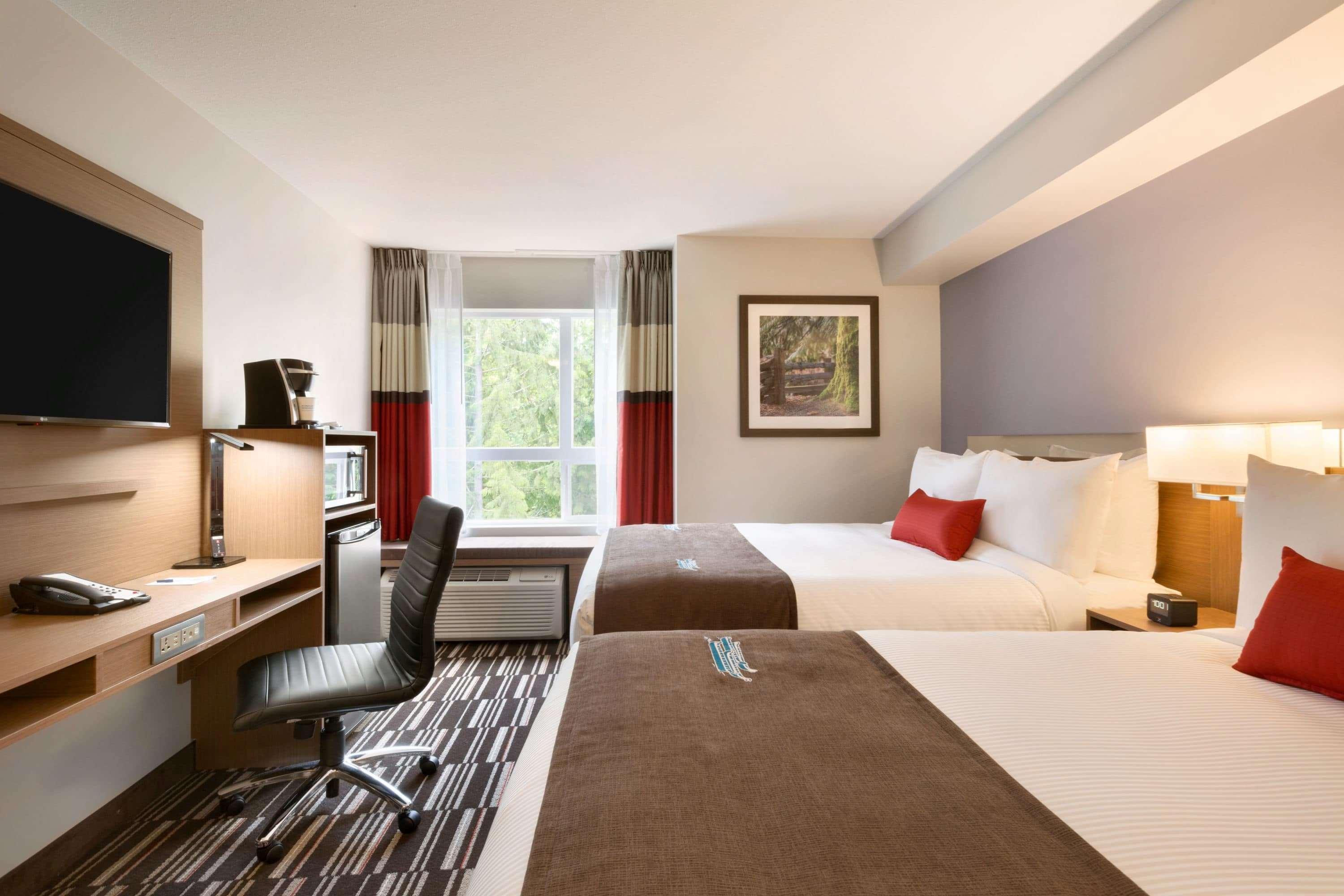 Microtel Inn & Suites By Wyndham Oyster Bay 레이디스미스 외부 사진