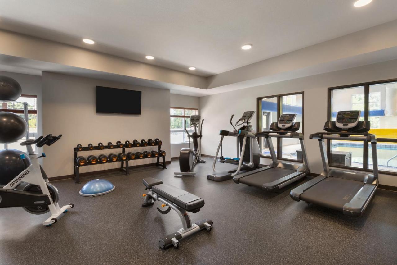 Microtel Inn & Suites By Wyndham Oyster Bay 레이디스미스 외부 사진